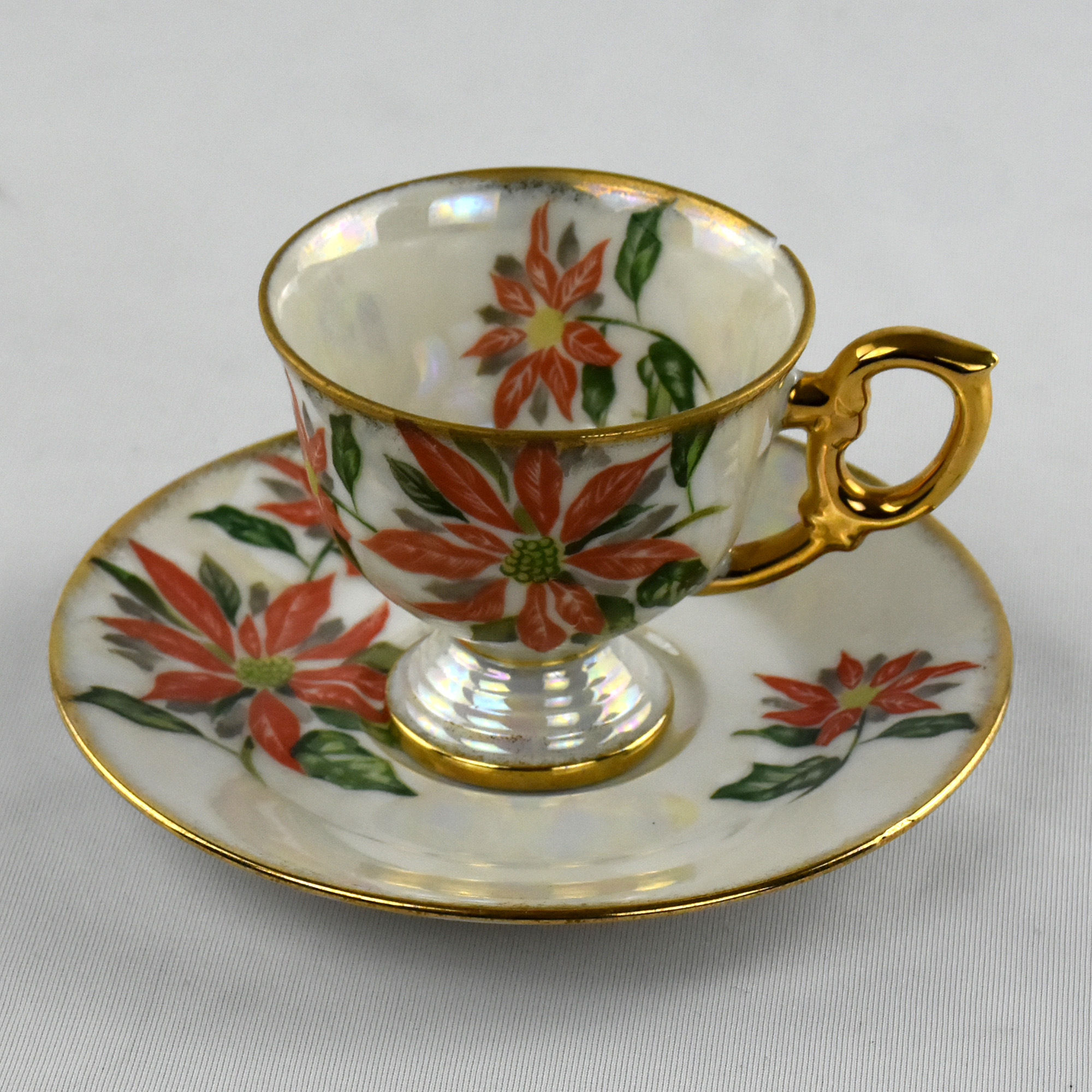 Chavena e pires lustrina porcelana Japao Ucagco December AC1639 (1)