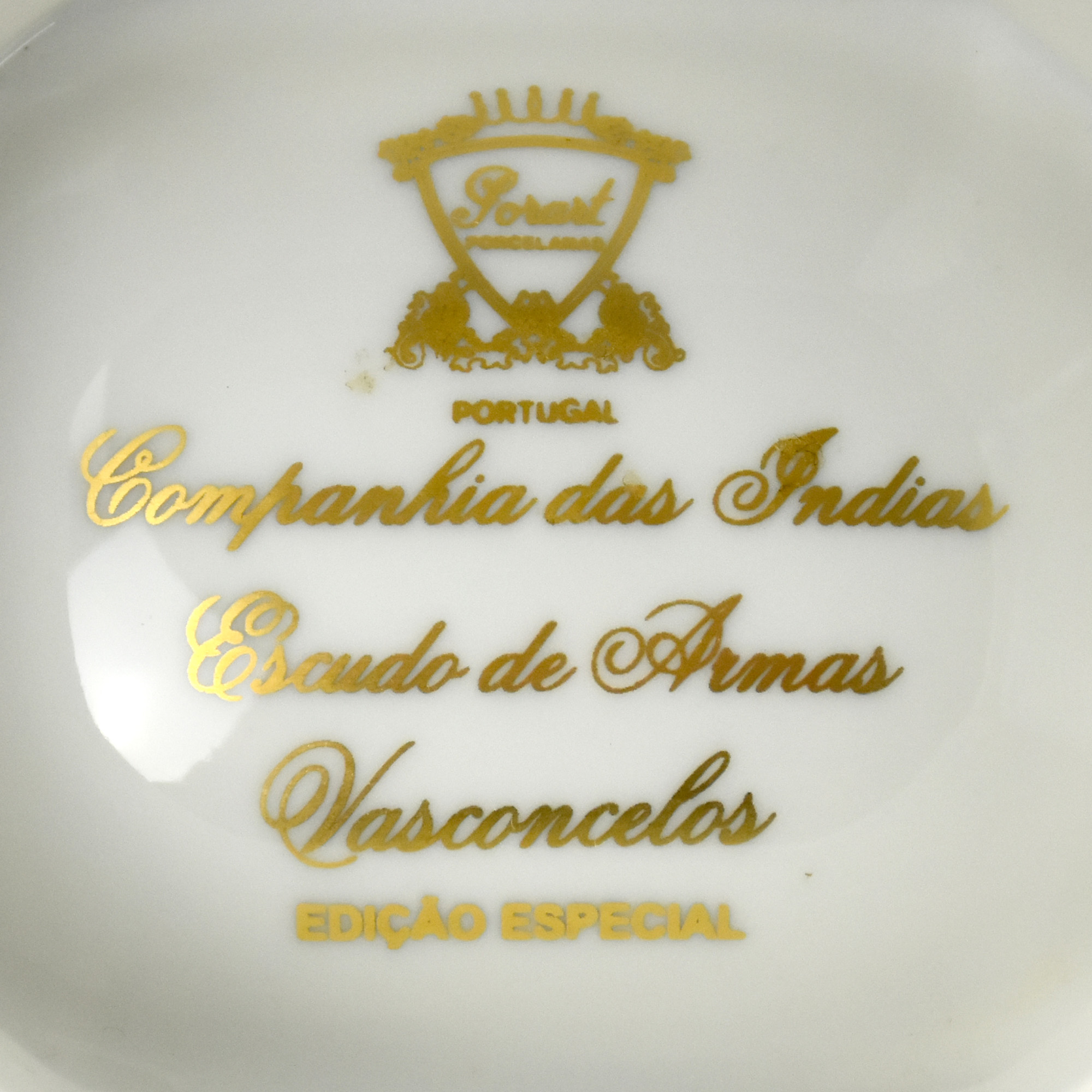 Saleiro Porart Escudo de Armas Vasconcelos AC1631 (7)