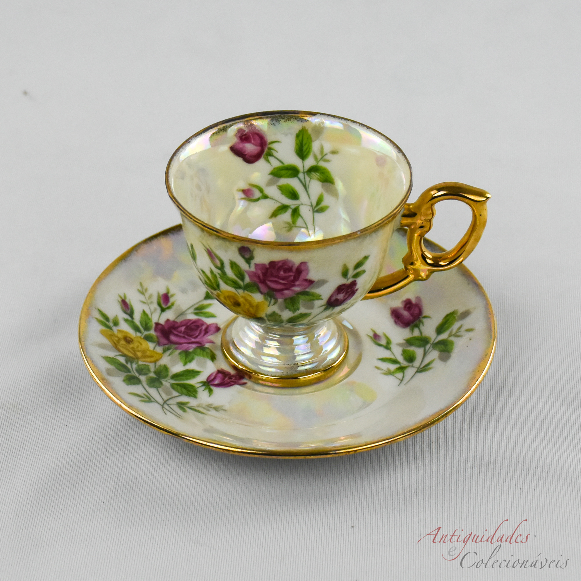 chavena e pires lustrina porcelana Japão Ucagco AC1652-1