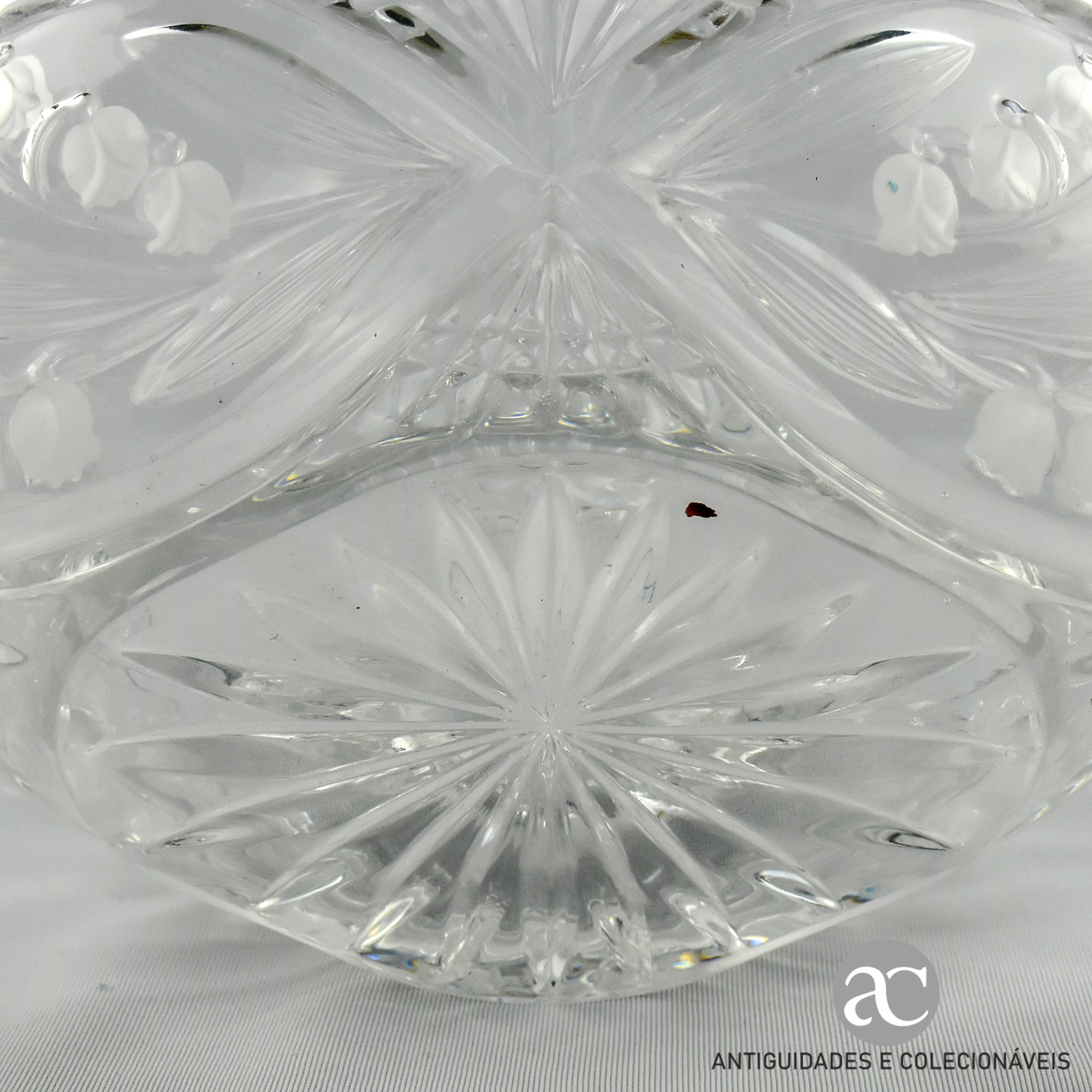 Cesta em cristal incolor, lapidado AC0164-9