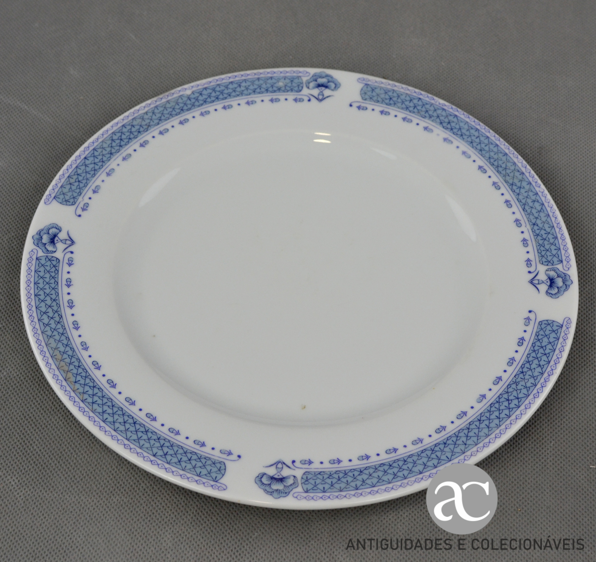 Conjunto de 3 pratos Porcelanas JDR AC0302-4