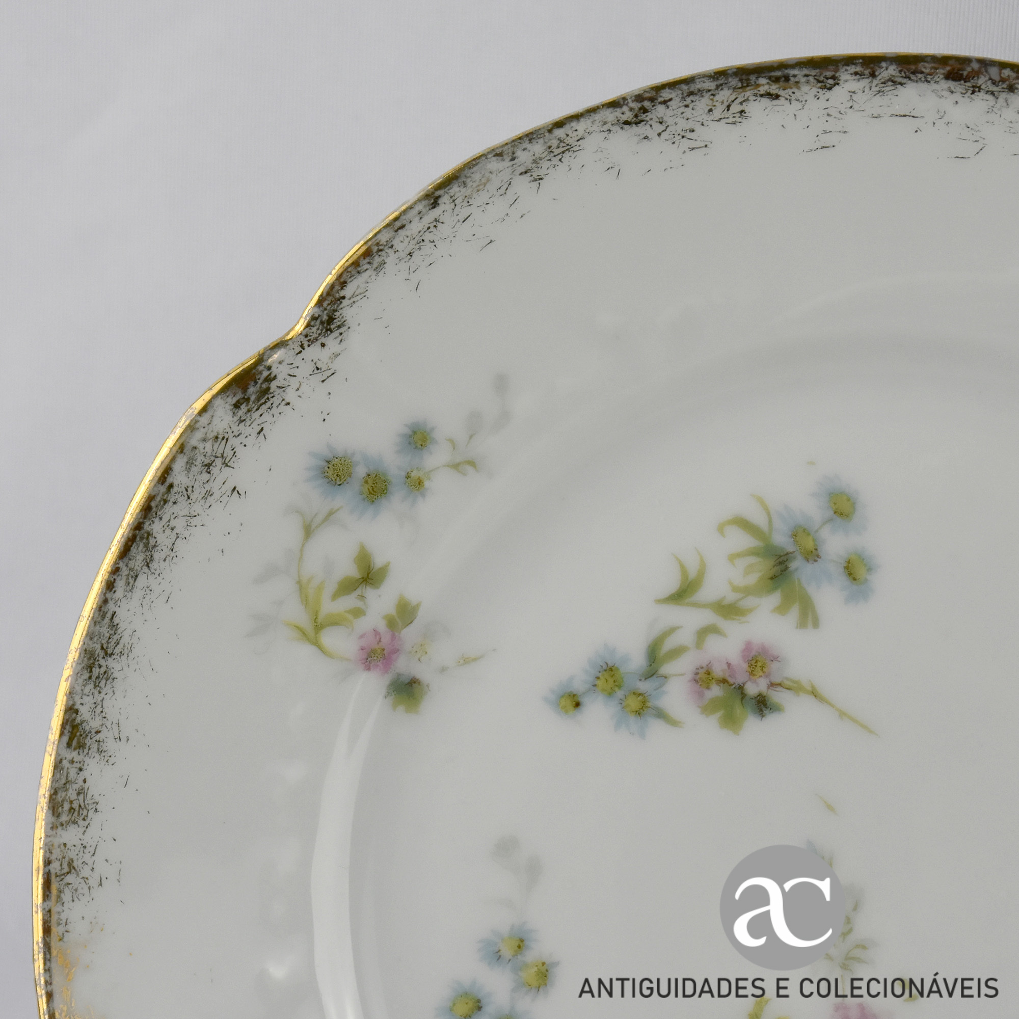 Conjunto de 3 pratos porcelana Europeia RFB, séc. XIX AC0283-2