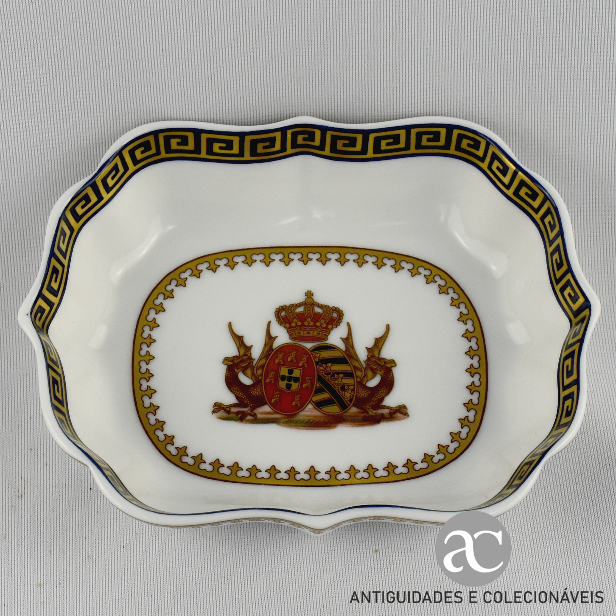 Covilhete D. Fernando, Armas D. Maria II e D. Fernando AC0270