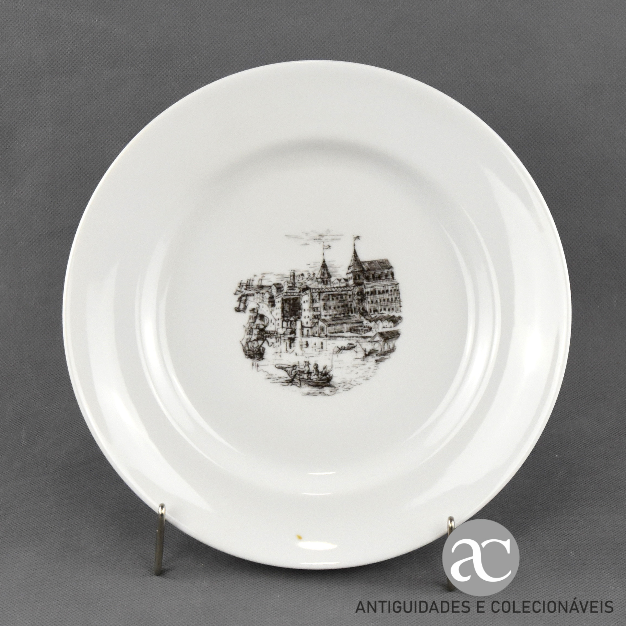 Prato em porcelana Vista Alegre AC0311