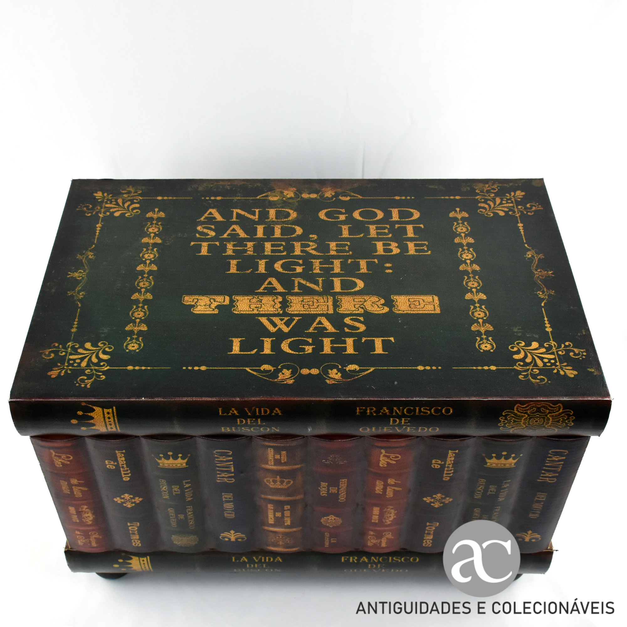 Caixa - Arca Vintage em madeira forrada a imitar livros AC0721-5