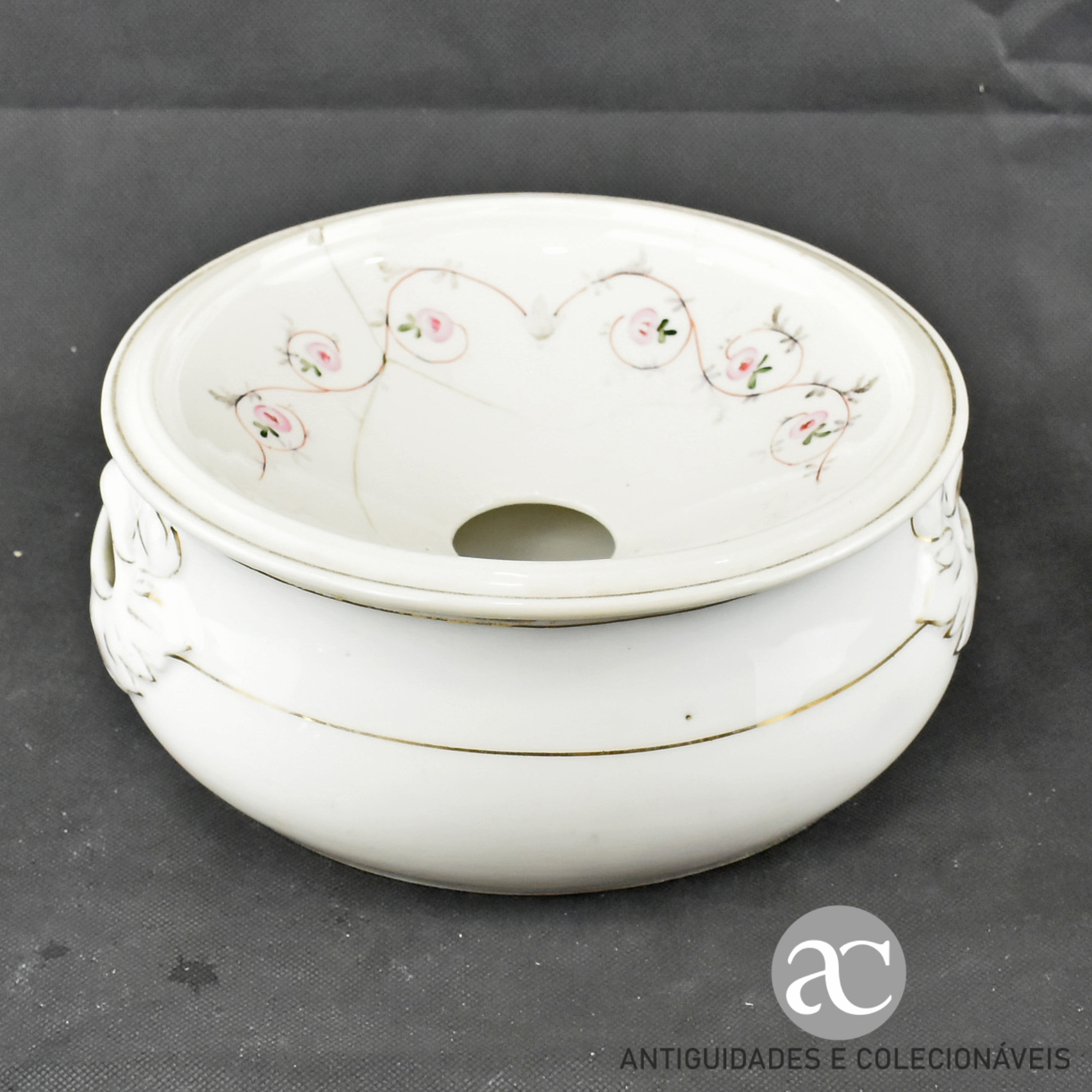 Escarradeira Cuspideira Porcelana Vista Alegre Finais séc. XIX AC0659