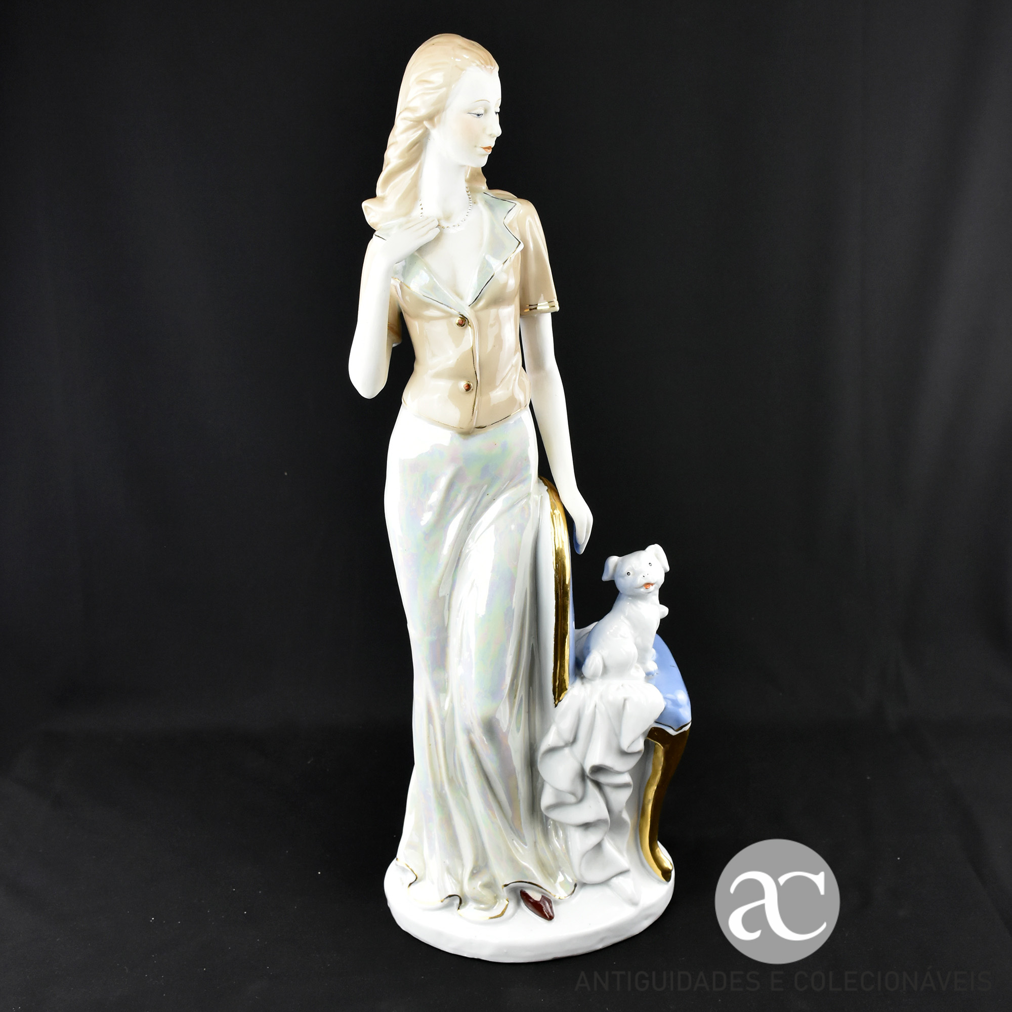 Grande Figura Boneca em Porcelana AC0737