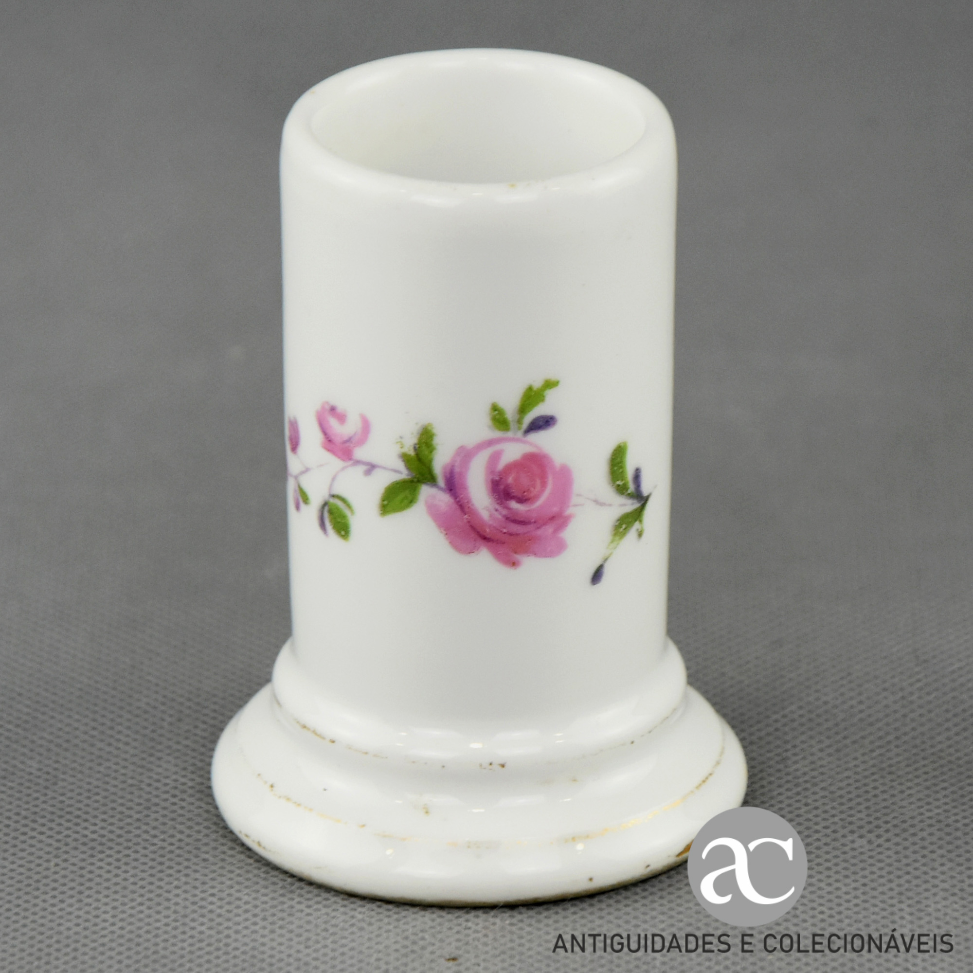 Paliteiro em porcelana, Vista Alegre em forma de canudo AC0426-3
