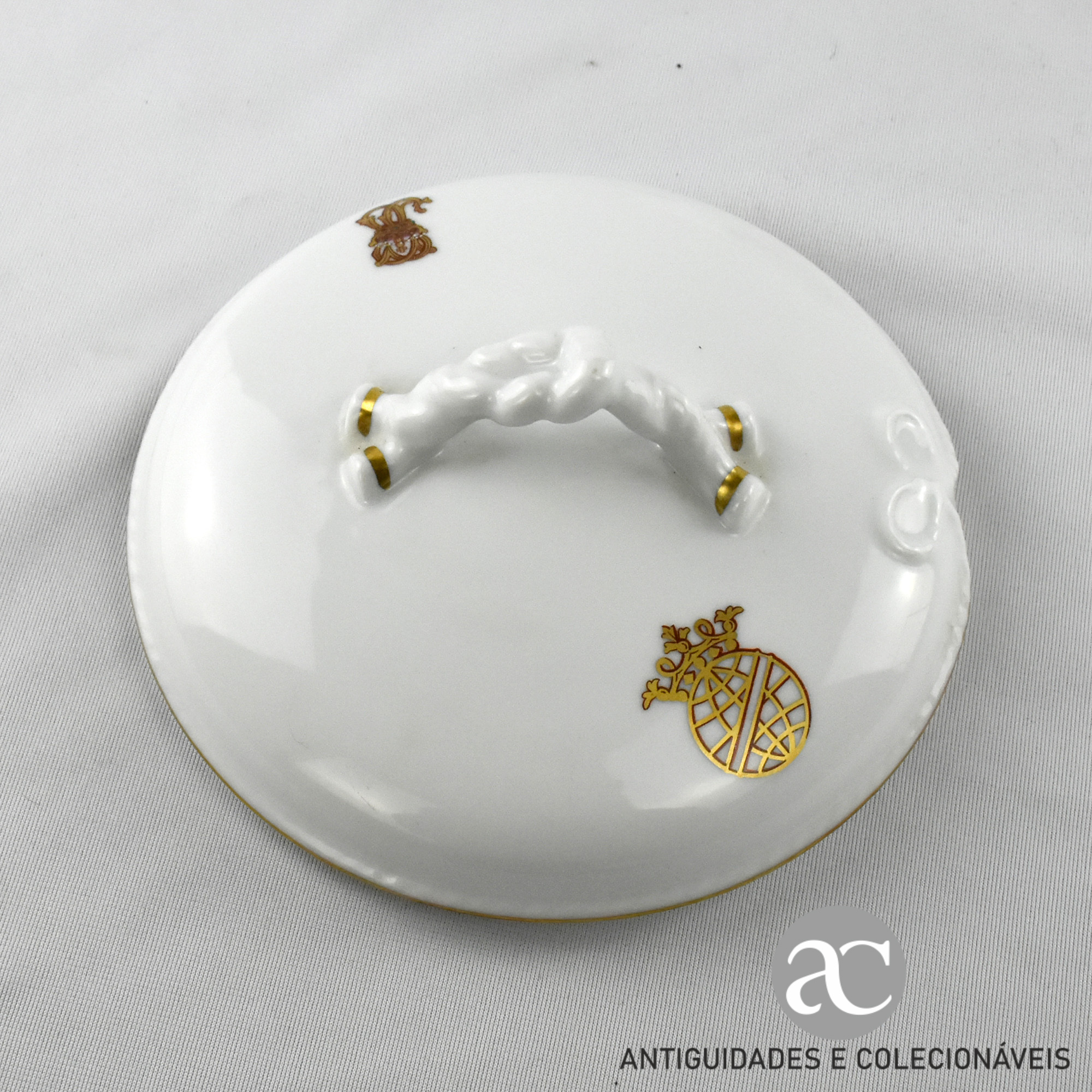 Terrina com apresentador, Brasonada Serviço -Esfera Armilar- AC1445-15