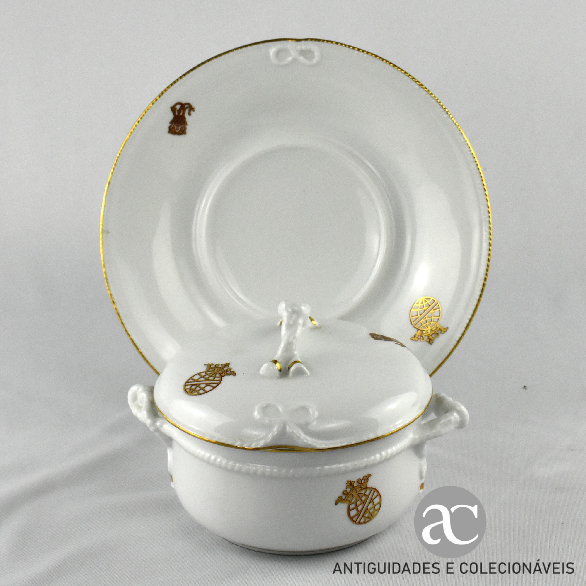 Terrina com apresentador, Brasonada Serviço -Esfera Armilar- AC1445-5