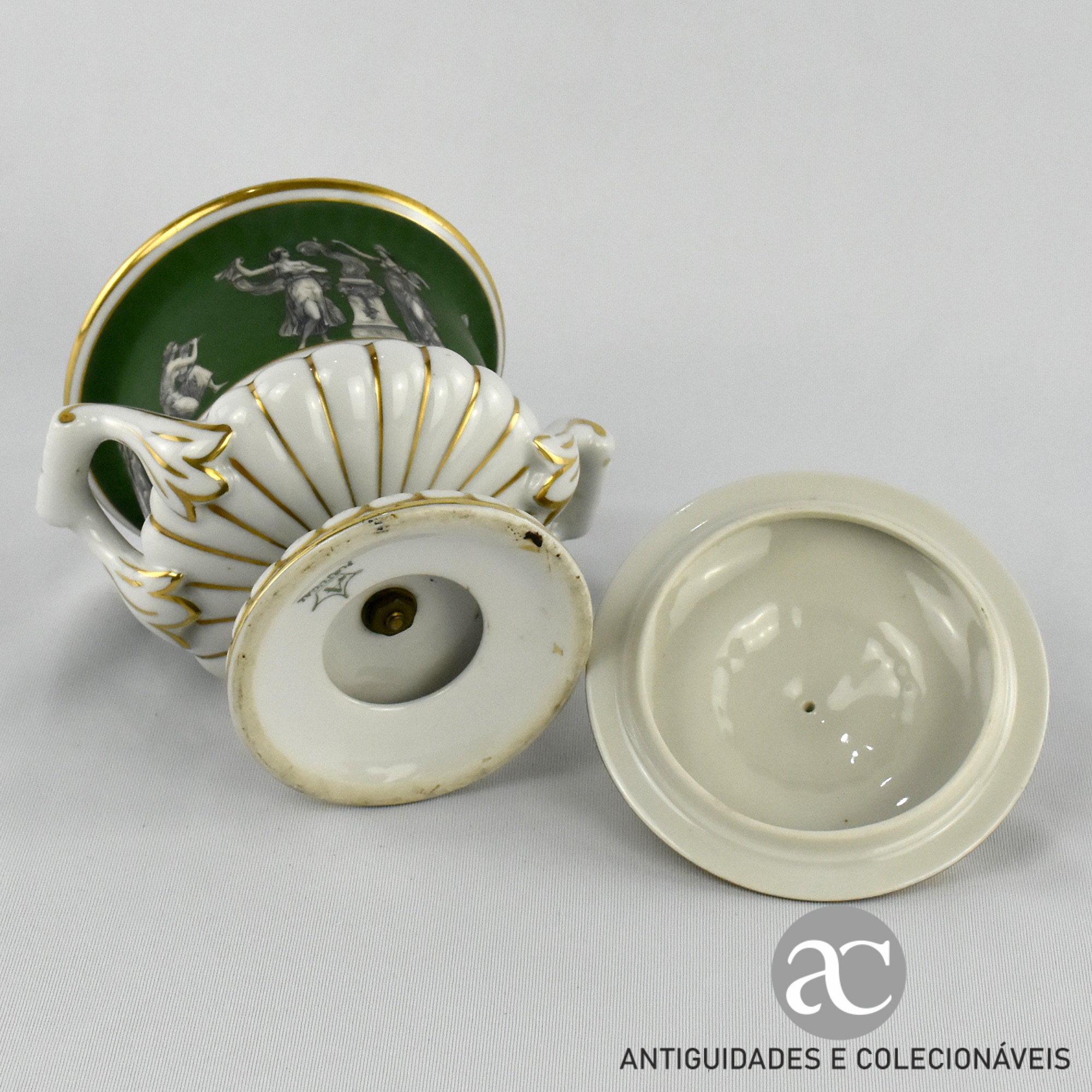 Urna com tampa porcelana Artibus AC1283-7