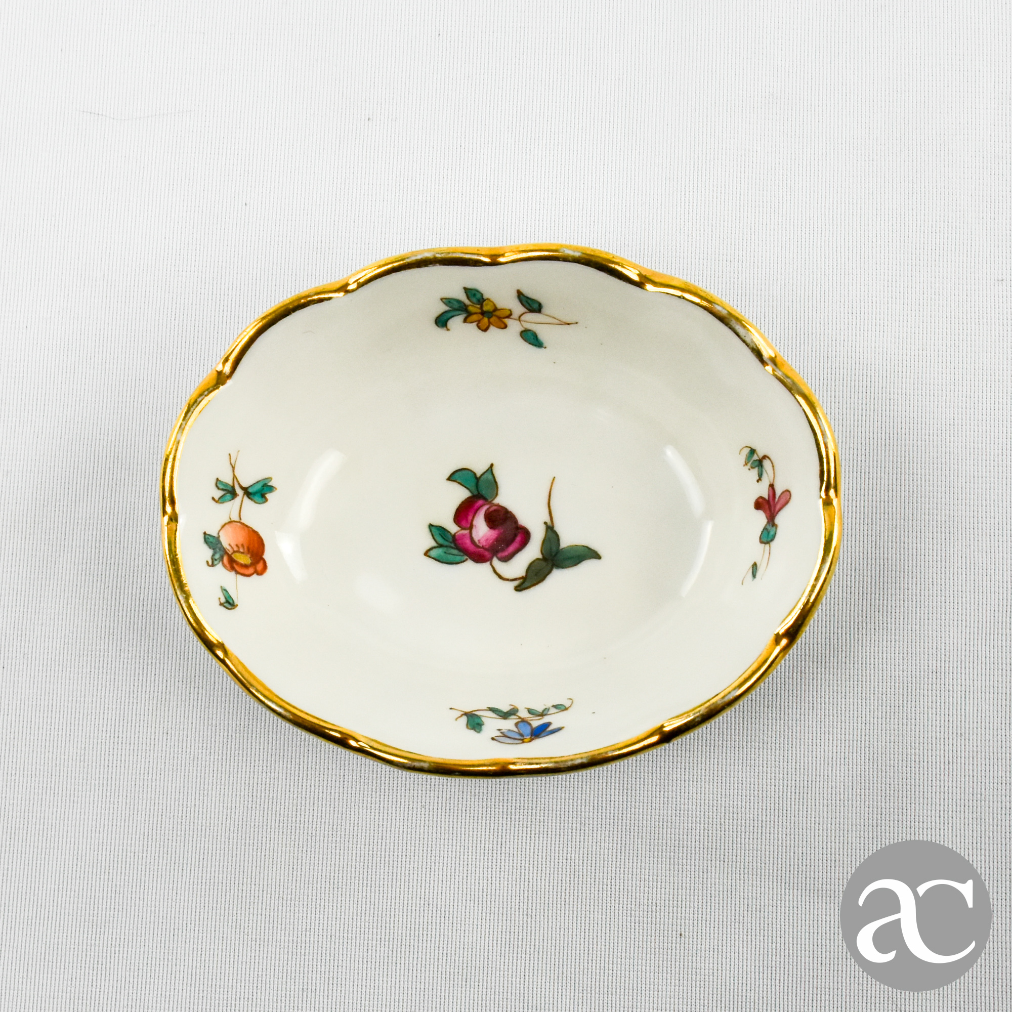 Taça Aneleira em Porcelana Artibus decorada com flores AC1808