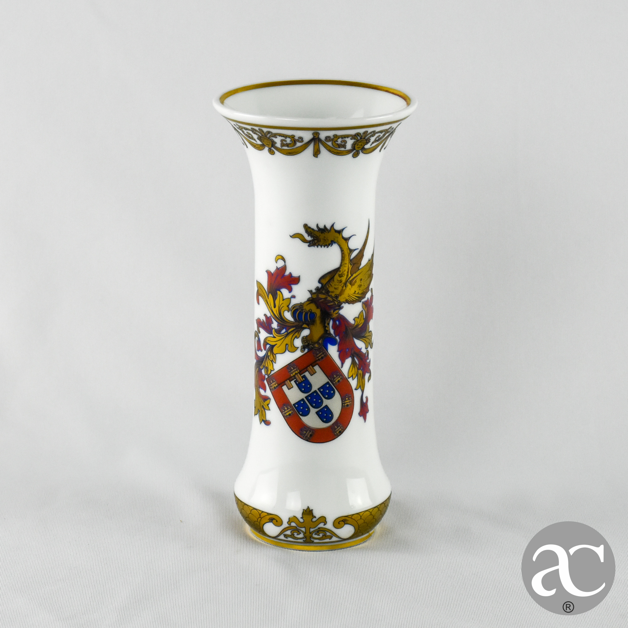 Jarra Canudo, porcelana, Armoriada AC1900
