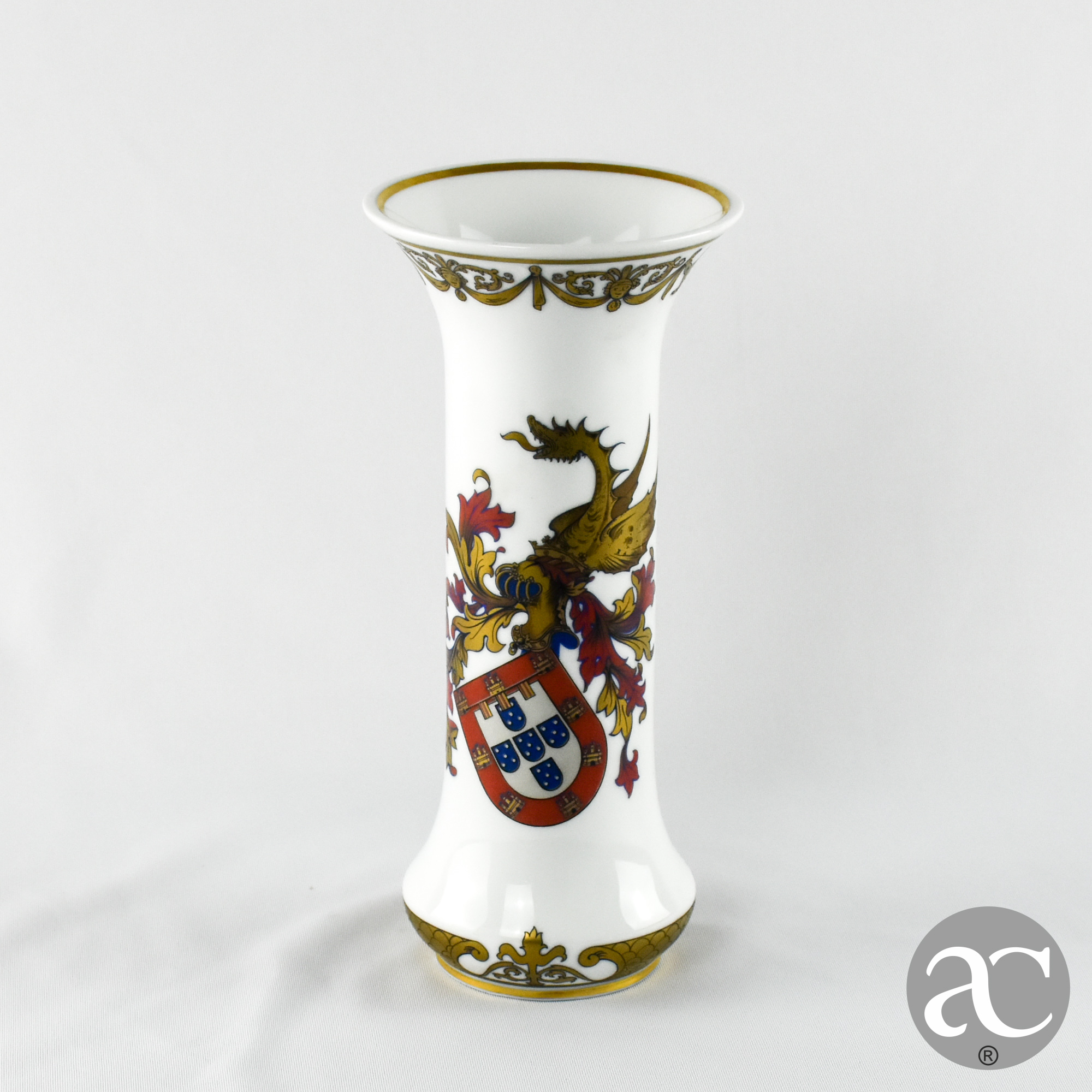 Jarra Canudo, porcelana, Armoriada AC1902