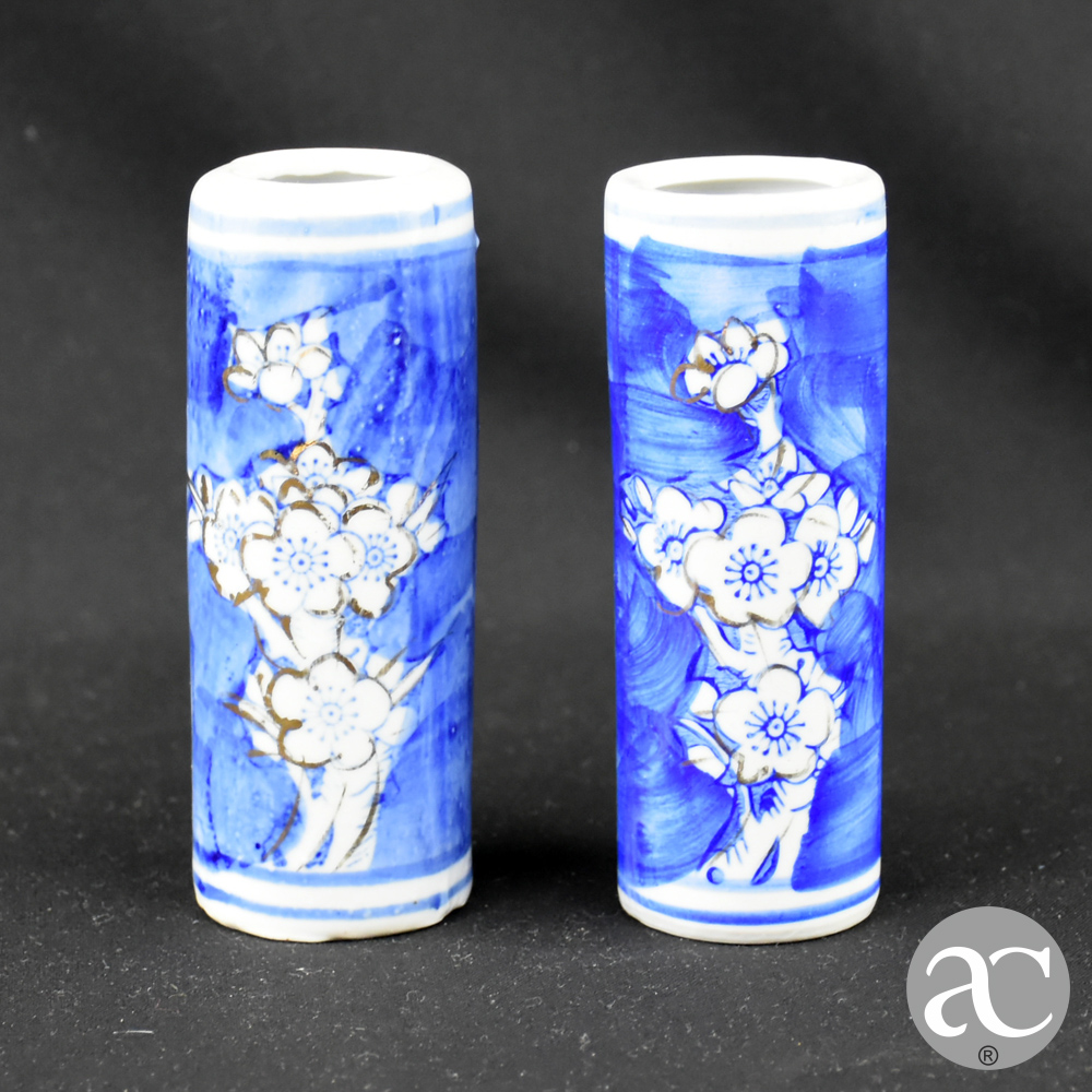 Par de pequenas jarras, Prunus AC0853