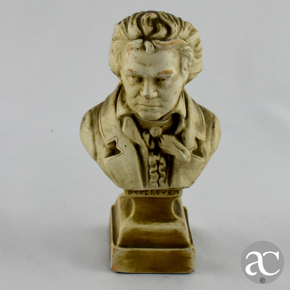 Busto de Beethoven em terracota AC0984