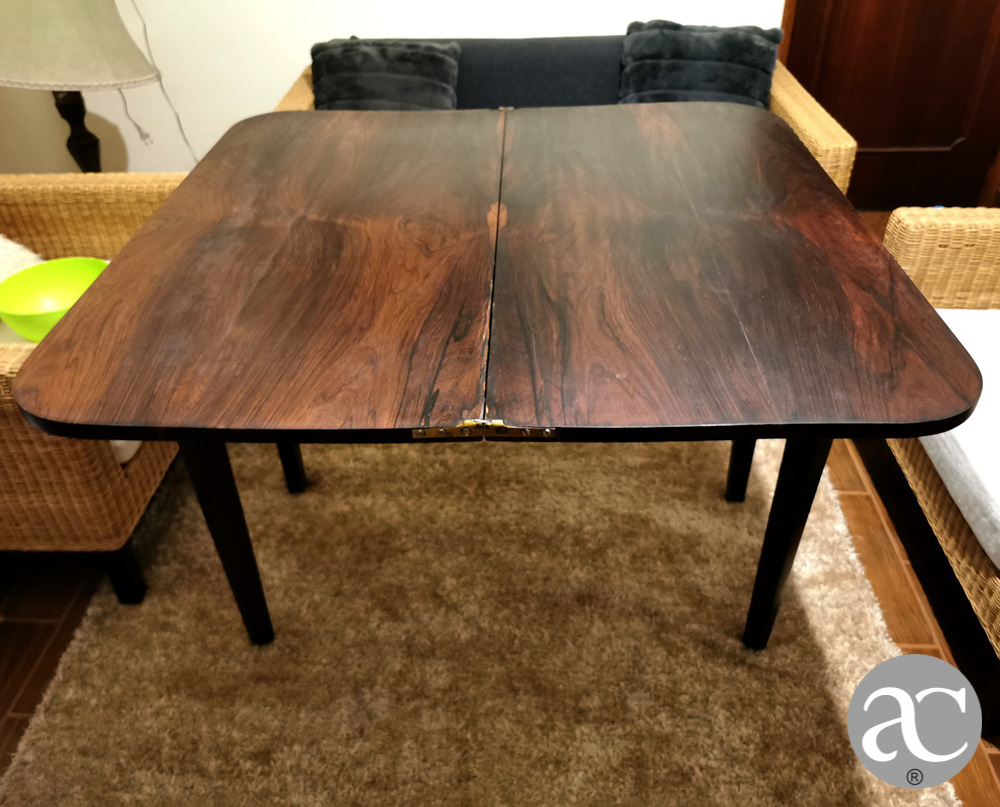 mesa de chá pau santo AC1626