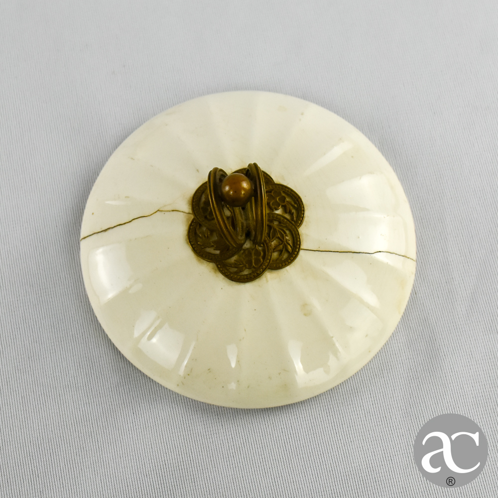 caixa em porcelana e metal AC3184-5