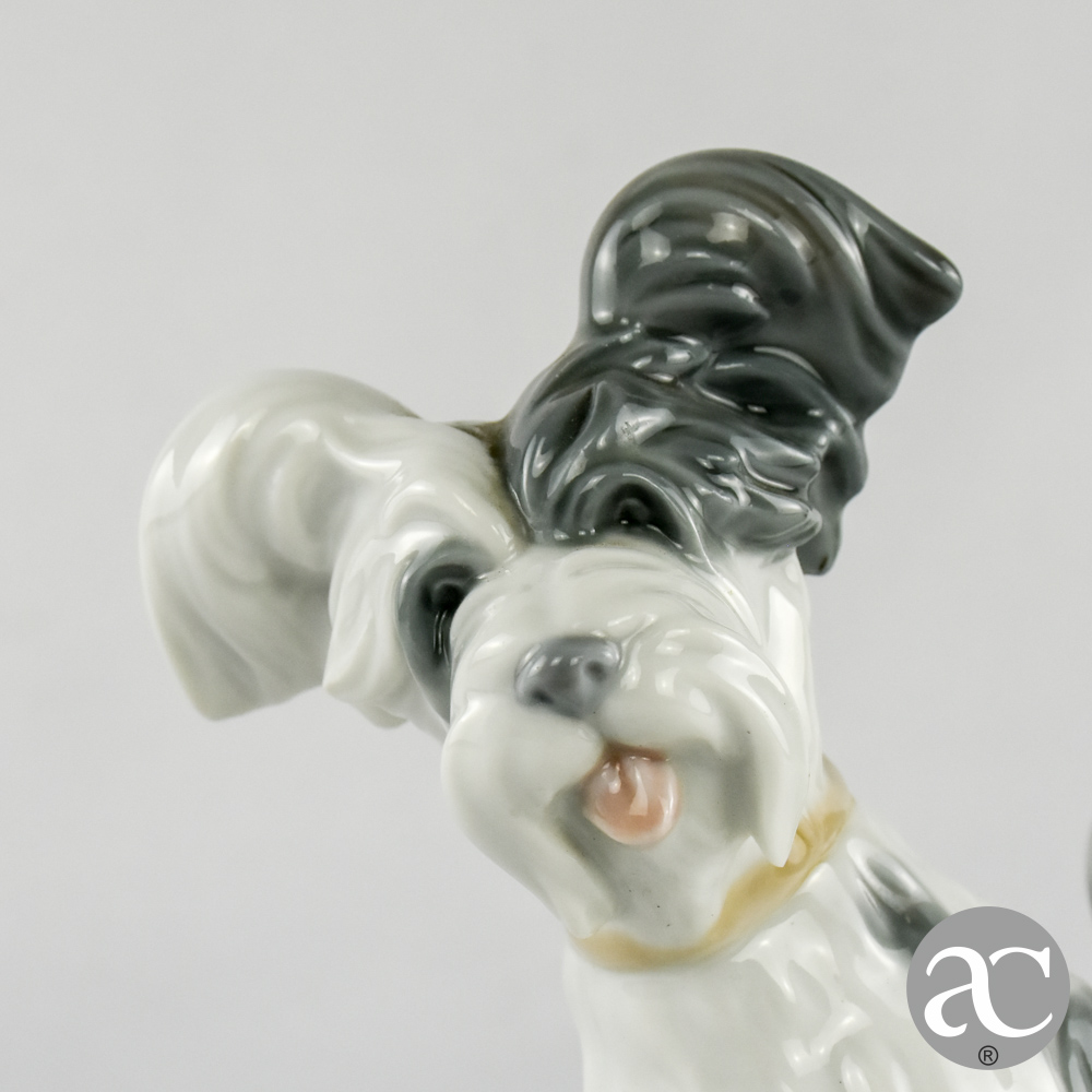 figura de cão LLadro AC3209-5