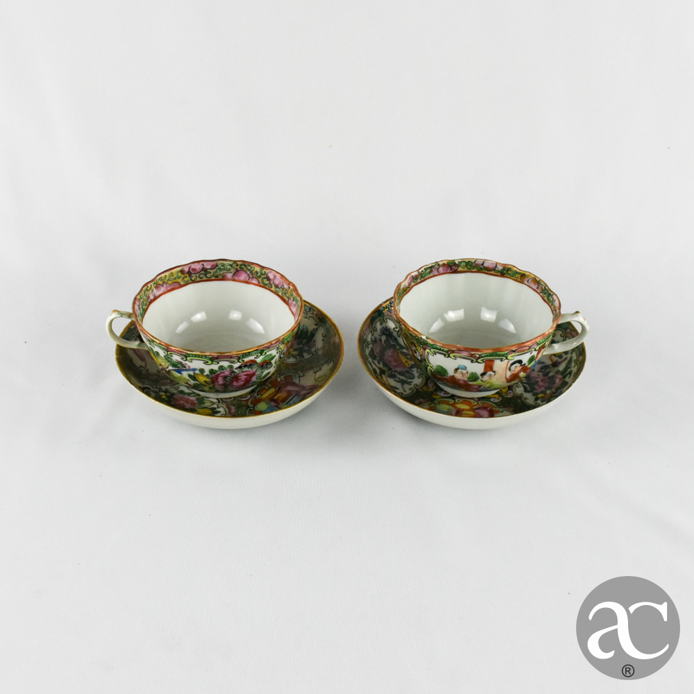 Par de chávenas de chá decoração Mandarim Guangxu séc. XIX